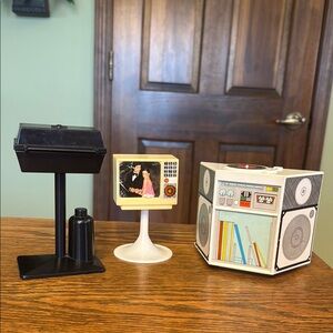 1984 Meritus Industries Inc. Retro Toy Set with TV, Grill, & Stereo